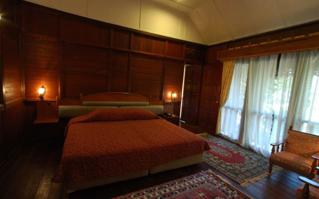 Kampung Tok Senik Hotel - photo 3