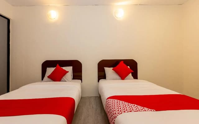 Hotel Bamboo By OYO Rooms - photo 5