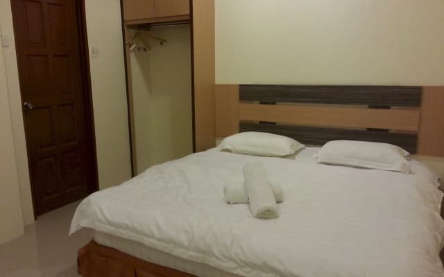 My Fame Hotel - photo 4