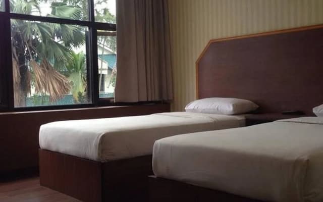 Urban Hotel - photo 5