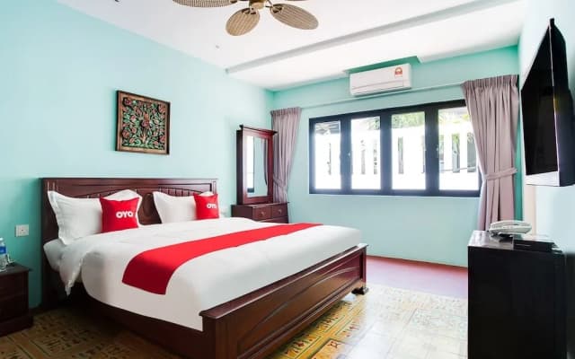 Oyo Capital O 89353 Nostalgia Boutique Hotel & Restaurant - photo 2
