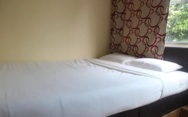 I Home Hotel - photo 2