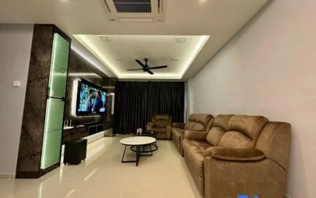 Sri Indah Luxury HomeStay - photo 5