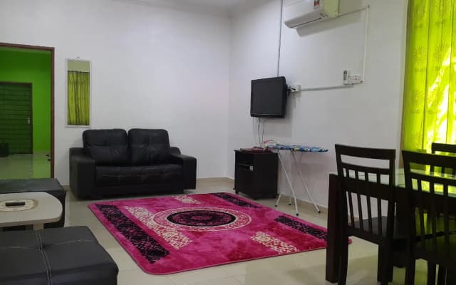 Noor Studio Homestay - photo 2