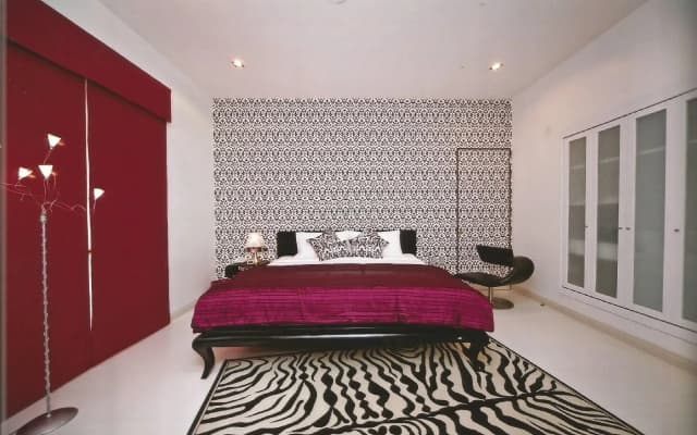 Indulgence Restaurant & Living - photo 4