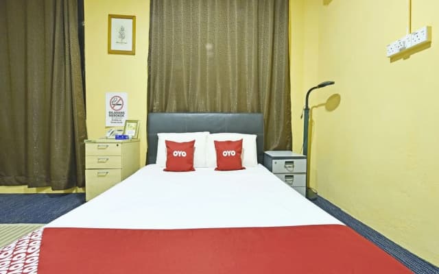 Wakaf Bharu Inn by OYO Rooms - photo 5
