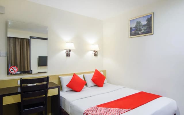 OYO 371 Grand Eastern Hotel - photo 5