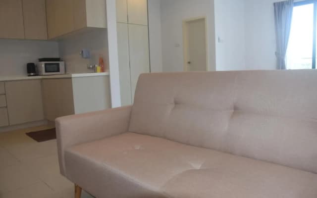 Pool View Cozy Home 6pax Midhill Genting 1013 Free WiFi - photo 2
