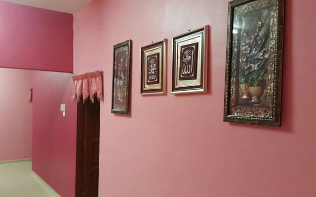 Yasmeen Guesthouse Kemaman - photo 2