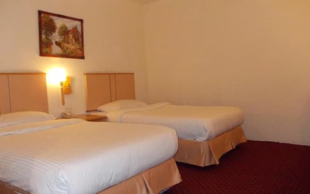Hotel Sri Sutra - Bandar Puchong Jaya - photo 4