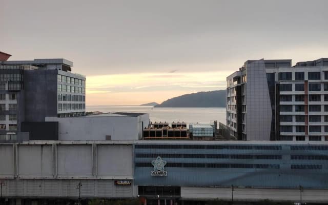 Marina Court Kota Kinabalu - photo 4