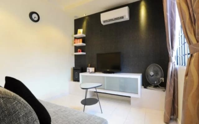 The One Vacation Home - photo 4
