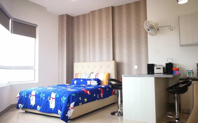 Octagon 21 Guest House - photo 3