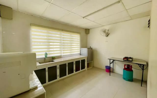 Pak Long Shoplot Homestay 2 - photo 2