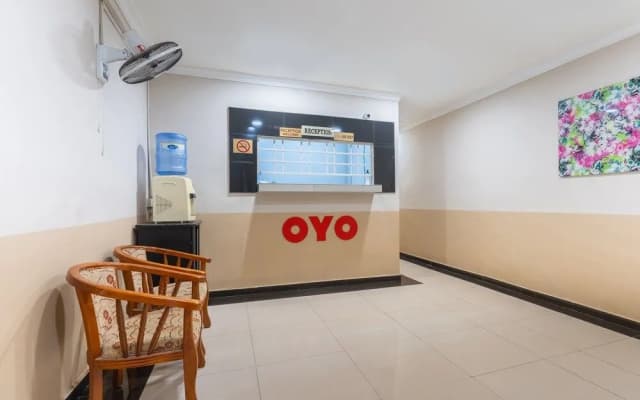 Oyo 89844 Green Villa Hotel - photo 2