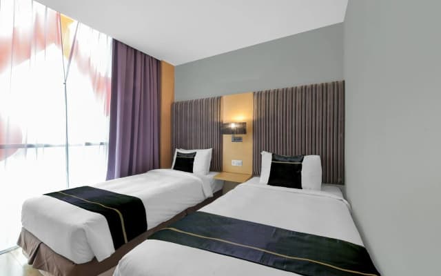 Sunday Hotel Subang - photo 3