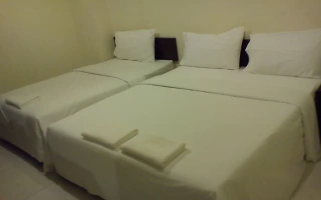 YB One Hotel - photo 4
