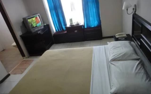 Batu Burok Beach Resort - photo 3
