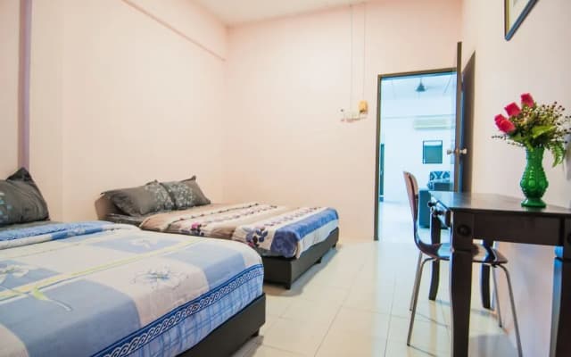 Chin Hua Residence - photo 4