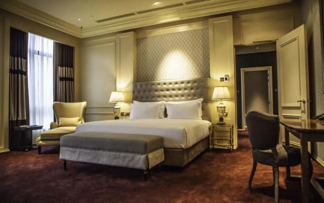 WEIL Hotel - photo 5
