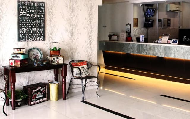 Hotel JSL - photo 2