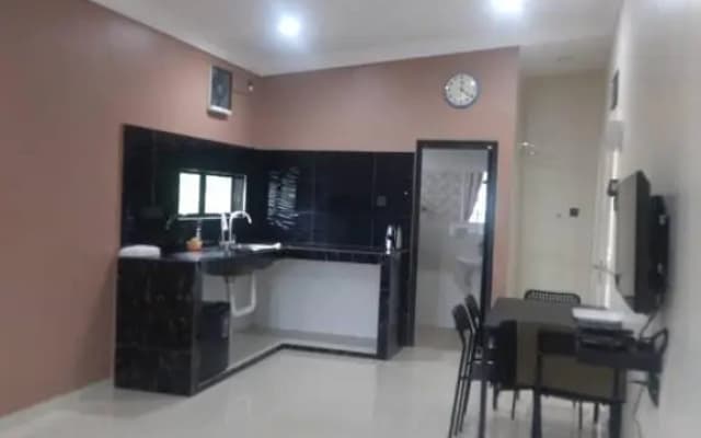 Yasmeen Studio Roomstay Kijal - Room 1 - FOR TWO PERSON ISLAM GUEST ONLY - photo 3
