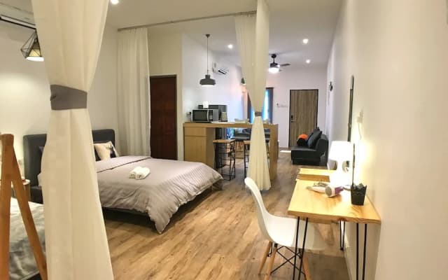 iBook4 Deluxe 2 Bedroom Gurney Suite by iBook Homestay - photo 4