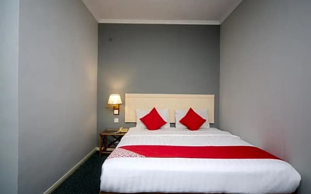 OYO 563 Jockey Lodge Hotel - photo 4