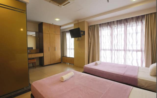 T Hotel Jalan Tar - photo 3