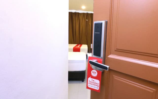 Power Hotel - photo 4