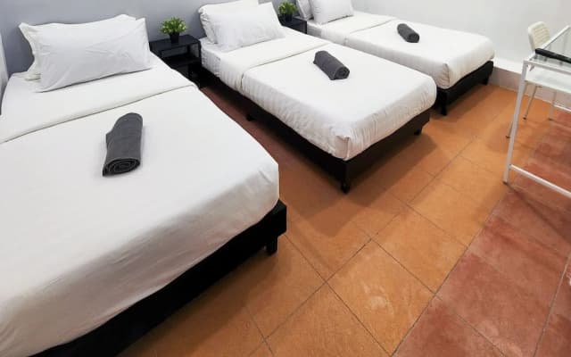 Gurney Coast Guest House by Sky Hive - photo 5