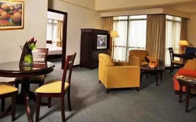 KL Bintang Suites @ Times Square - photo 4
