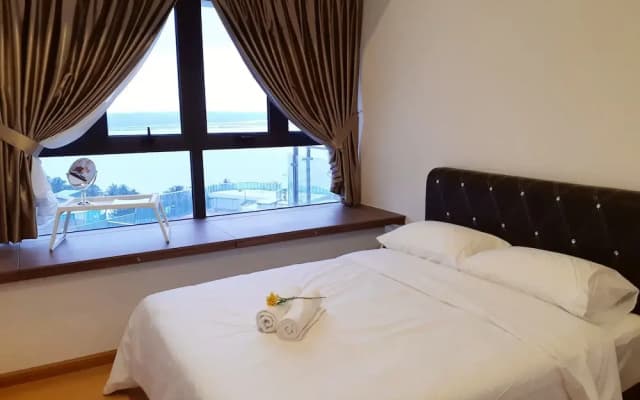 Homerent by Countrygarden Danga Bay - photo 4