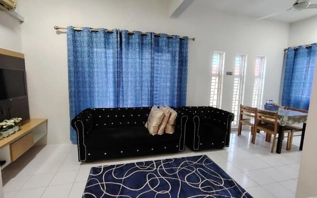 A&W Homestay 1, Vista Perdana, Miri - photo 2