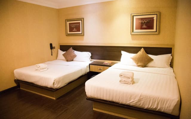Valenza Hotel & Cafe - photo 4