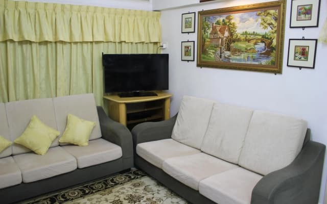 Macallum Budget Muslim Homestay - photo 5