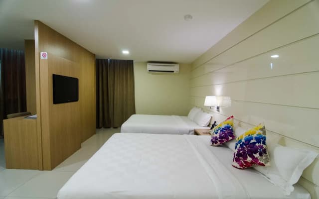 Mornington Hotel Sitiawan - photo 5