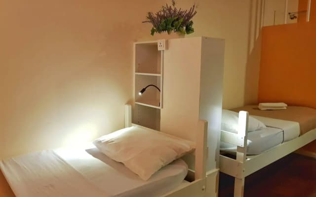 Lavender Lodge - photo 5