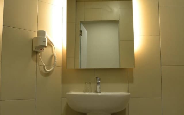 U Design Hotel Mentakab - photo 5