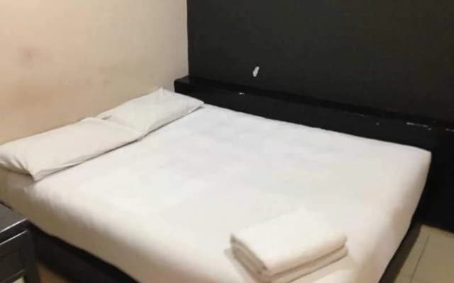 Smart Hotel Bangi Seksyen 9 - photo 4