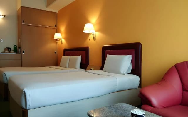 New York Hotel - photo 3