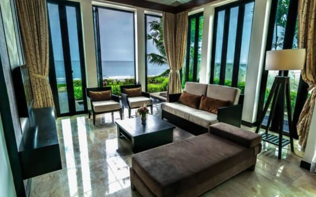 Borneo Beach Villa & Suite - photo 4