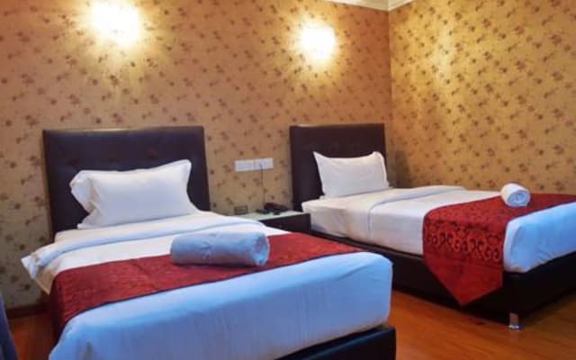 Classic Kinabalu Hotel - photo 5