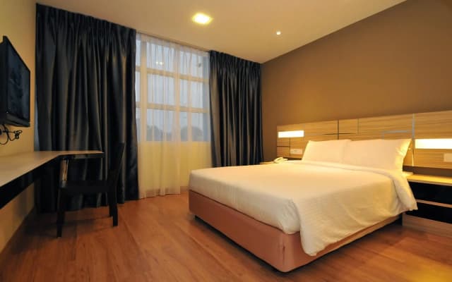 U Design Hotel - photo 3