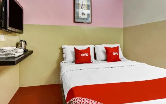 SPOT ON 90463 Hotel Bintang Kajang - photo 4