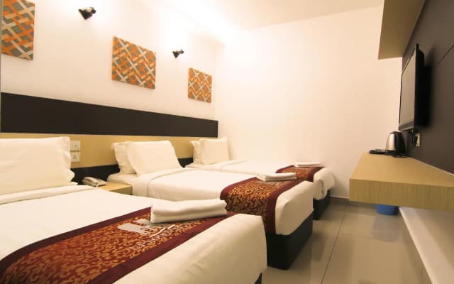 Uptown Hotel Seremban - photo 4