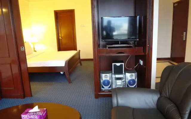 KL Super Suite at Times Square - photo 3