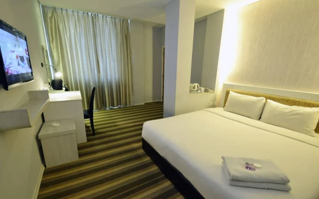First Residence Hotel - photo 4