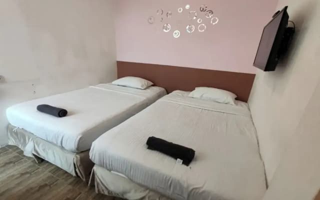 Maleeq Hotel Meru Ipoh - photo 4