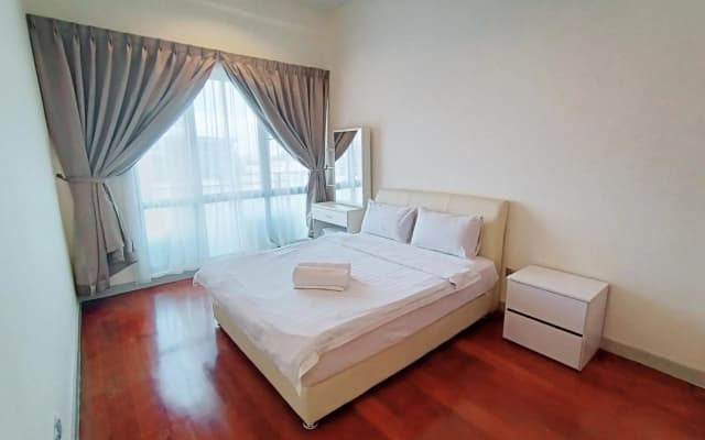 New! Seaview Deluxe Sunrise Suite 2000 sqft Imago Loft B 3 bedrooms above Imago Shopping Mall - photo 3